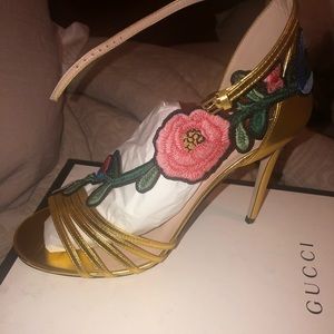 Gucci shoes